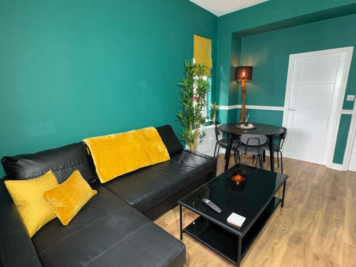 Apartment Spacious Flat Near To Centre Nottingham